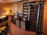 Regálové systémy na víno a domácí skříně na víno